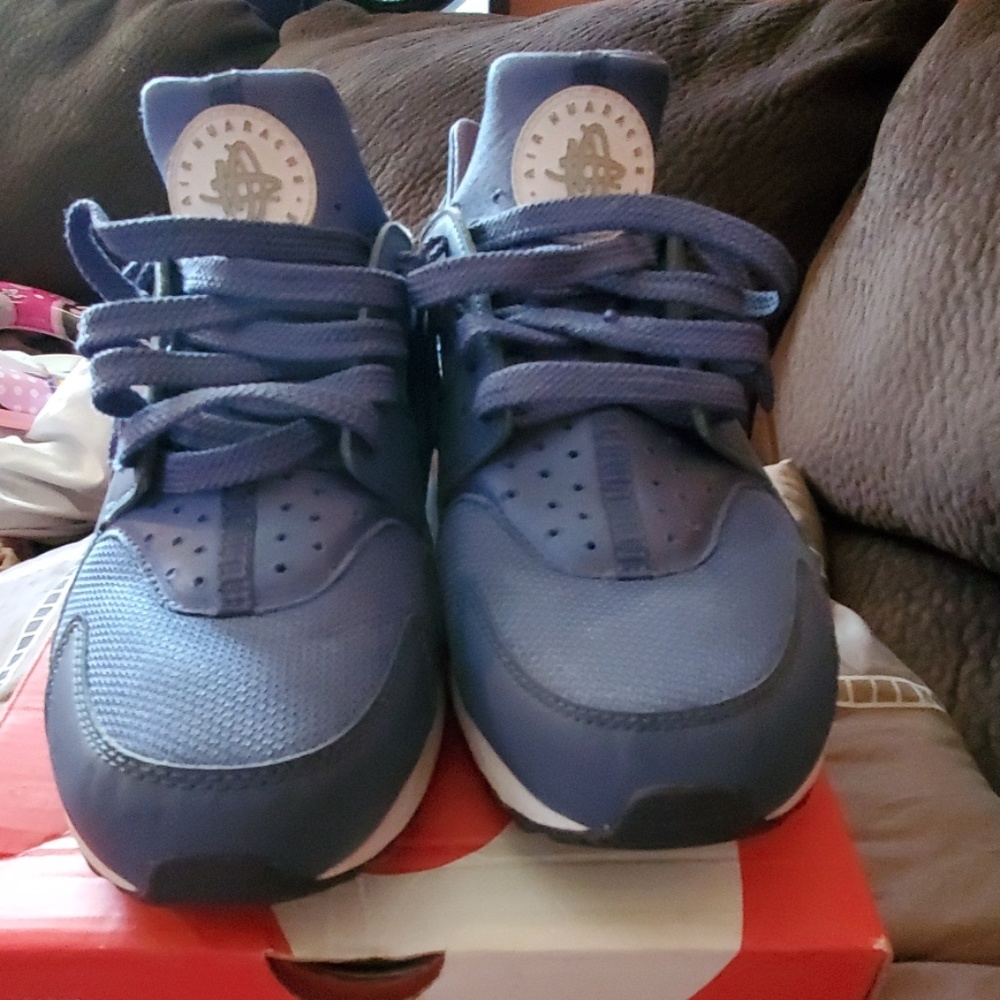 Men Huarache Sneakers